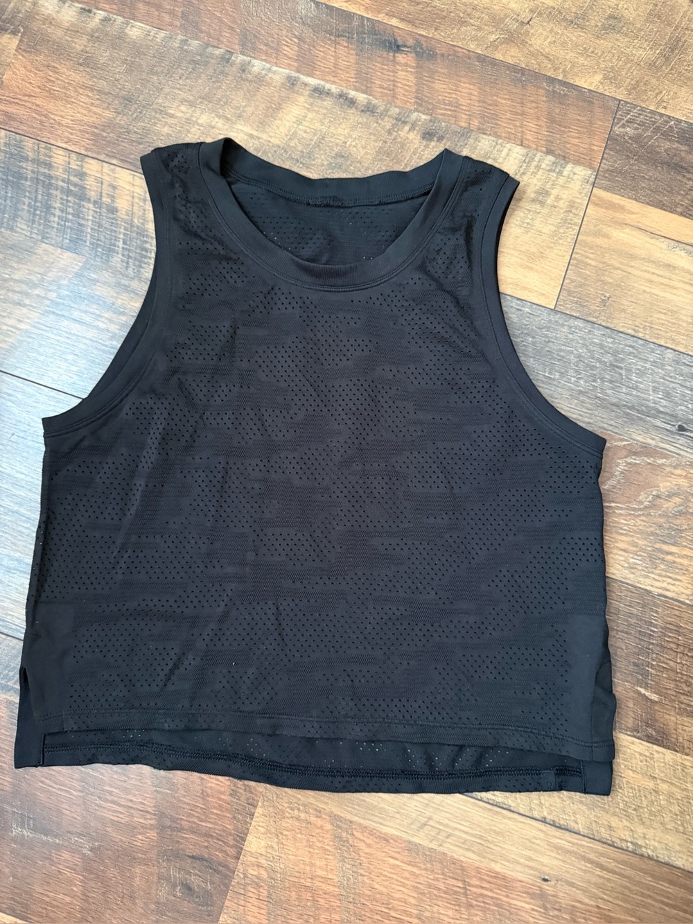 Lululemon Mesh Crop Tank Top